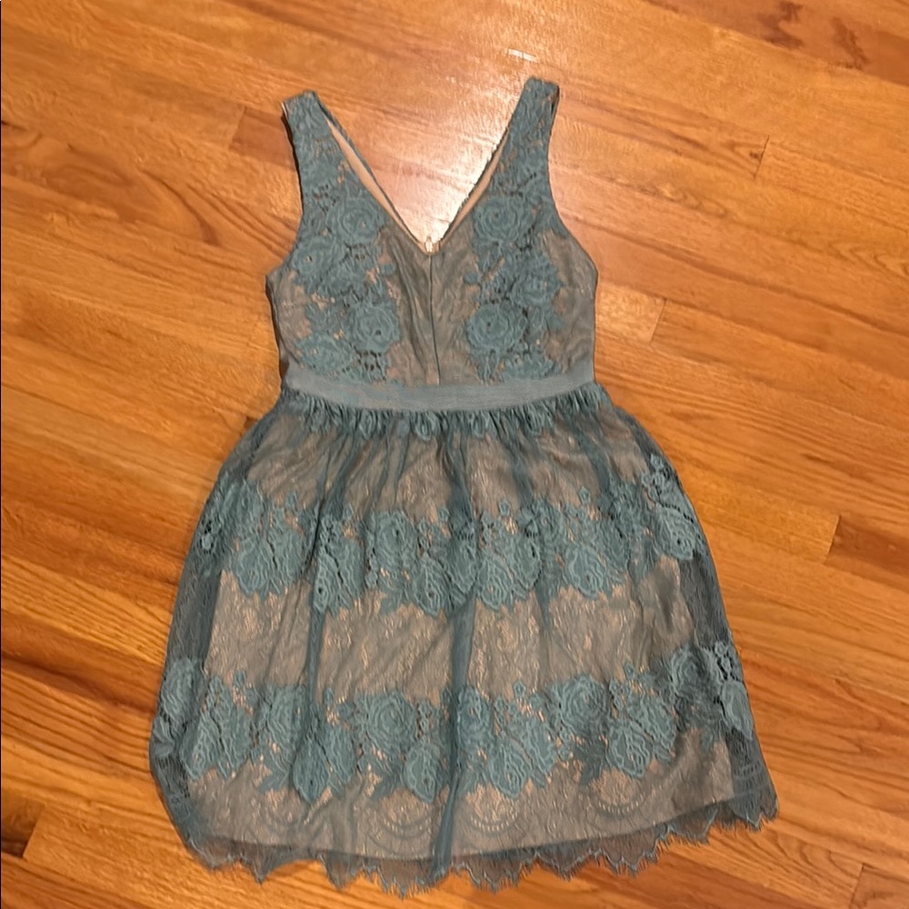 Francesca's Collections Teal Lace Midi Dress